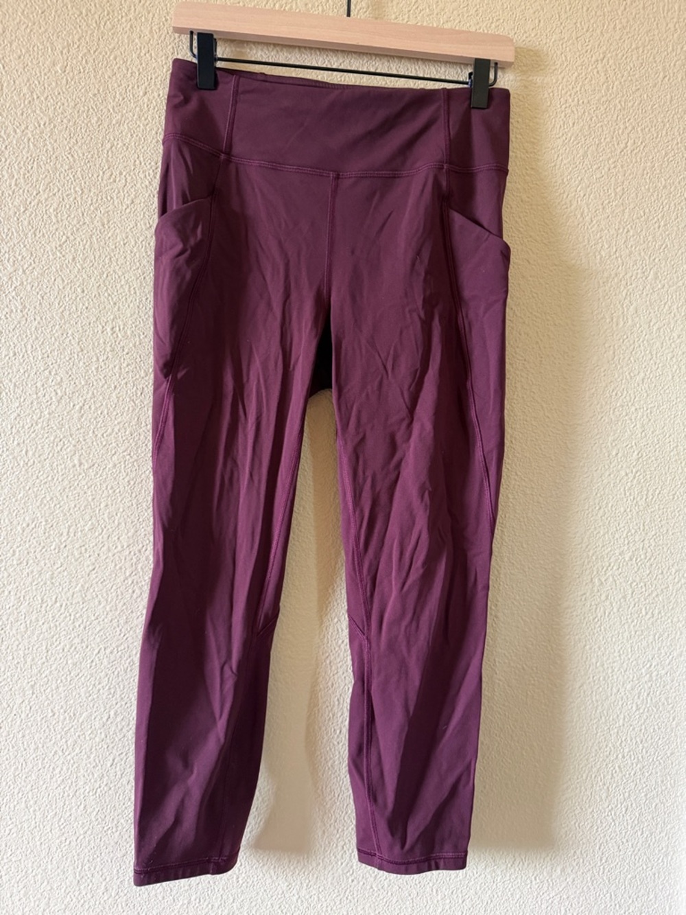 Black Lulu Lemon Leggings with pockets
